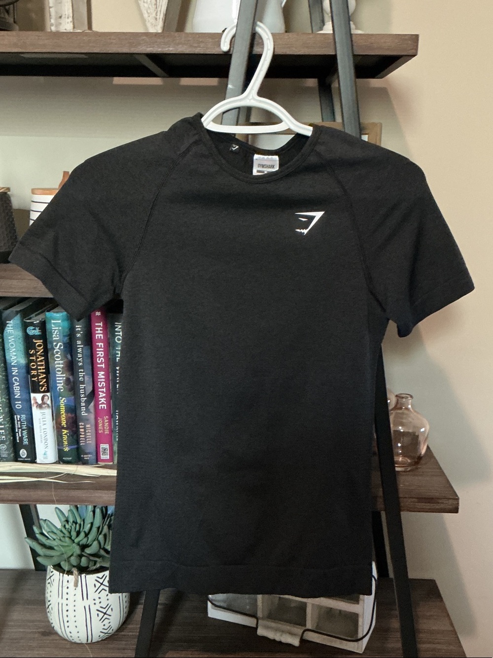 Gymshark Black Vital Seemless Tee Size M